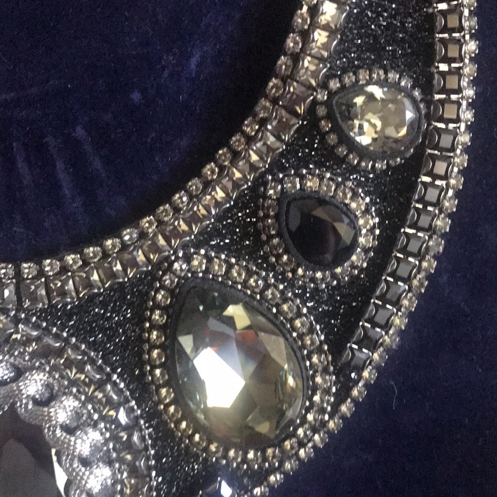 Authentic Swarovski Collar Necklace in black and gray. - Picture 9 of 13